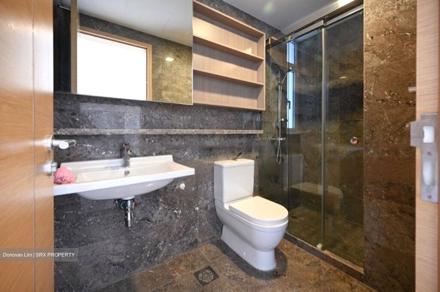 Suites @ Cairnhill (D9), Apartment #462564381